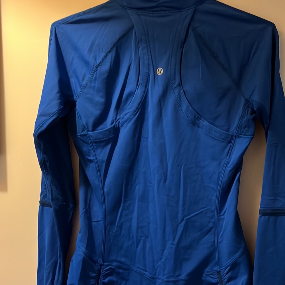 Lululemon Luxtreme Running Jacket - image 4